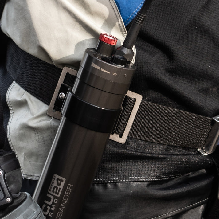 ACCU CLICK MOUNT | Quick-Release Battery System | Ammonite